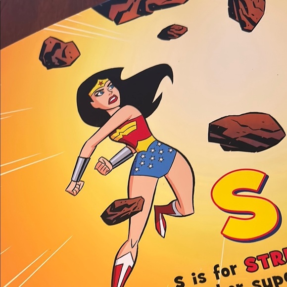 Wonder Woman ABCs Kids Book - Picture 5 of 7